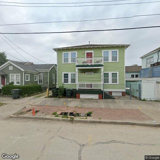 Primary Photo - 2225 Bernardo De Galvez Ave