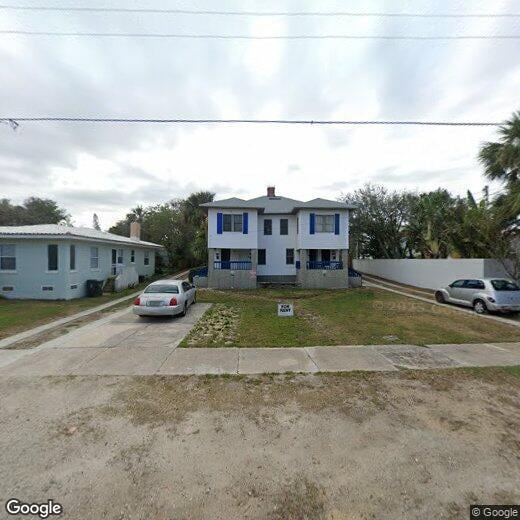 Foto principal - 831 N Oleander Ave