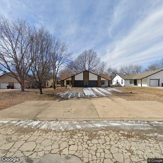 Primary Photo - 1206 Whipporwill Ln