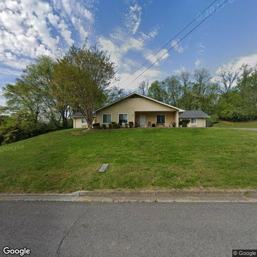 Primary Photo - 825 Donna St