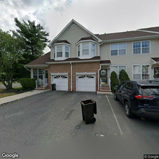 Primary Photo - 1 Saddle Ct