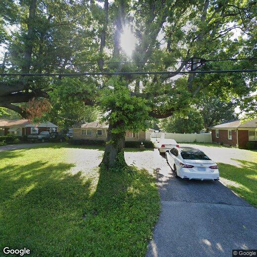 Primary Photo - 2311 Plantation Dr