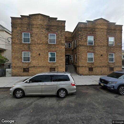 Primary Photo - 201 Marshall St