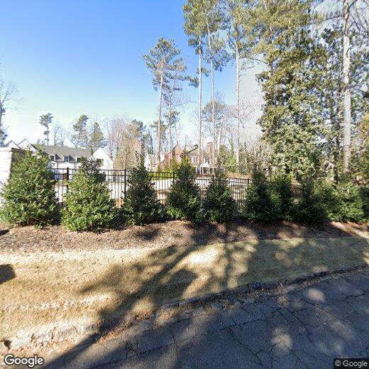 Primary Photo - 4566 Peachtree Dunwoody Rd