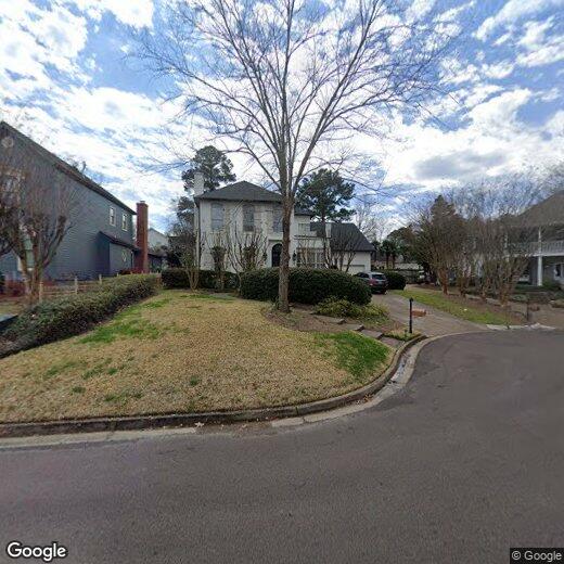 Primary Photo - 105 Broadfoot Cir