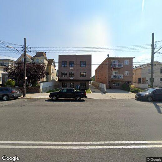 Foto principal - 1654 84th St