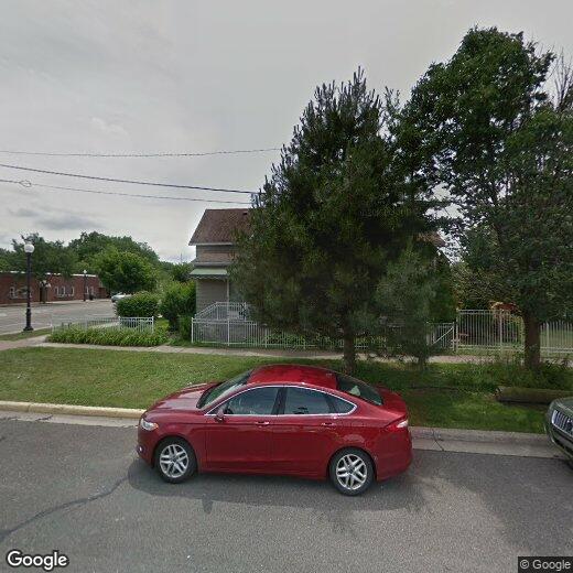 Foto principal - 2500 W Jefferson Ave