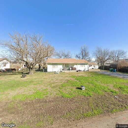 Primary Photo - 607 E Washington Ave