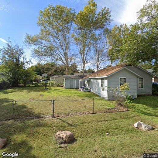 Primary Photo - 601 Pearson Ave