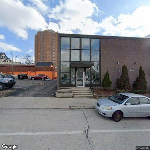Primary Photo - 8 E Lincoln Ave