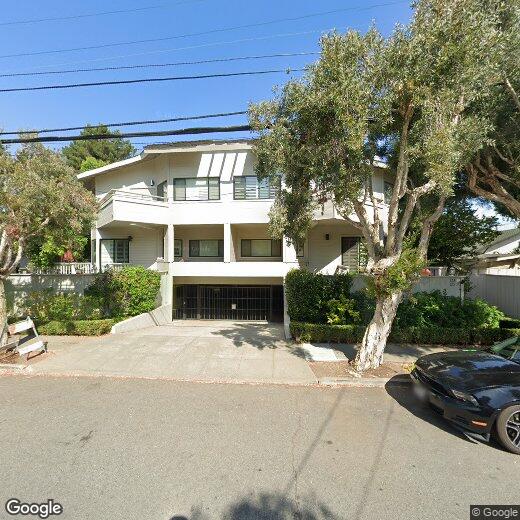 Foto principal - 123 E Santa Inez Ave