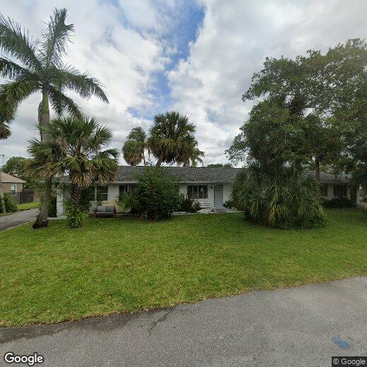 Foto principal - 211 Sunrise Ave