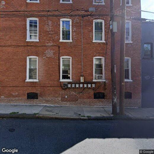 Primary Photo - 408 S Queen St
