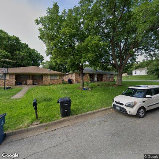 1526 W Elm St, Denison, TX 75020 Townhome Rentals in Denison TX