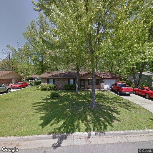 Primary Photo - 2105 E 14th St