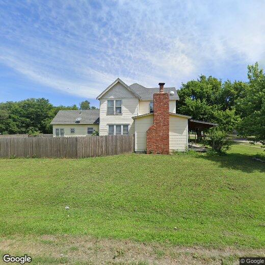 Primary Photo - 429 S Maple Ave