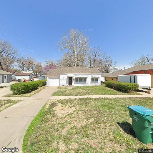 Primary Photo - 110 W 4th St
