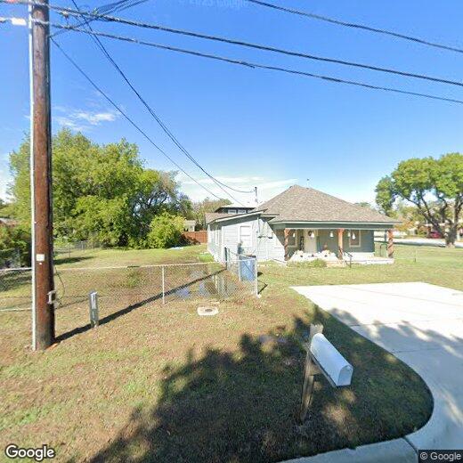 Primary Photo - 205 S Walnut St