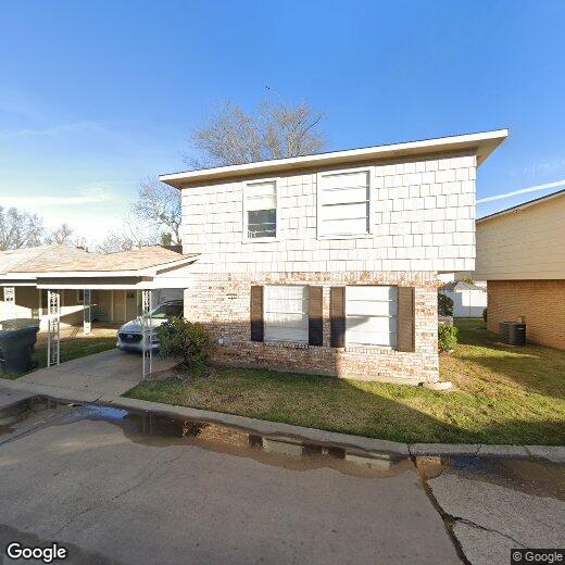 Primary Photo - 105 Carriage Square Dr