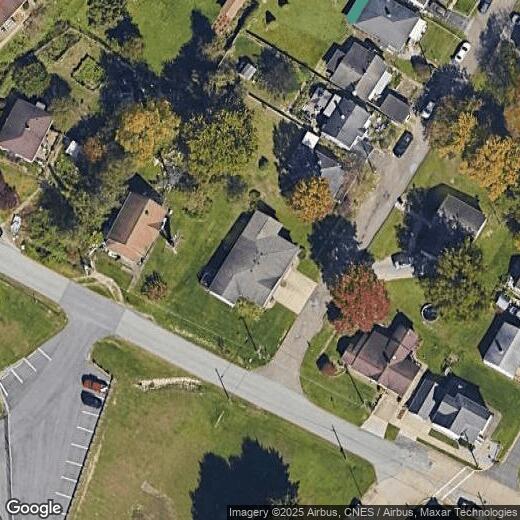 35953597 W 36th St, Shadyside, OH 43947 Room for Rent in Shadyside