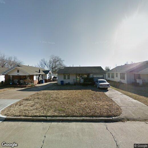 Primary Photo - Charming 2-Bedroom Home in Tulsa's Vibrant...