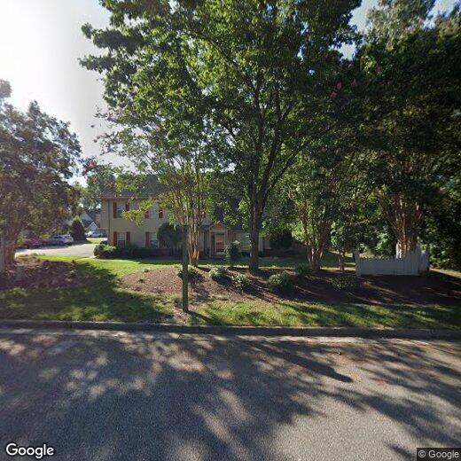 Foto principal - 209 N Hill Ln