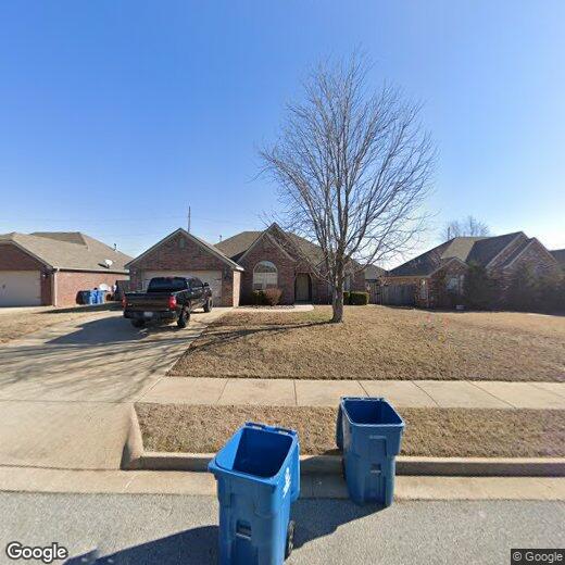Primary Photo - 3007 SW Gumleaf Rd