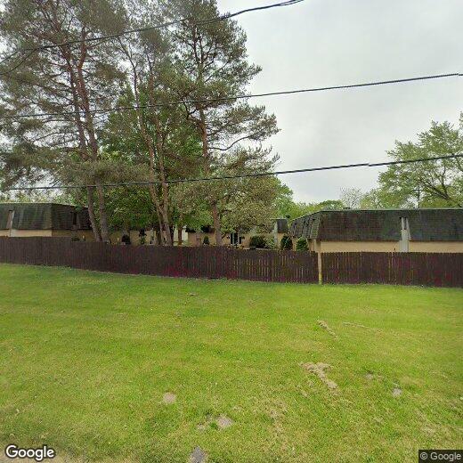 27 Wayne St SE Unit 7, Niles, OH 44446 Room for Rent in Niles, OH