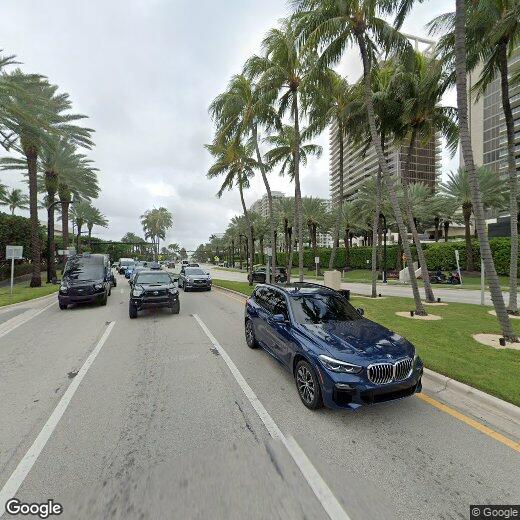 Foto principal - 9920 Collins Ave