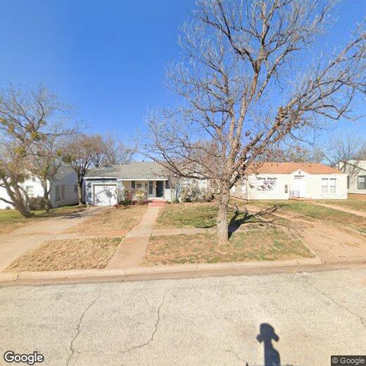 Foto principal - 624 E N 15th St