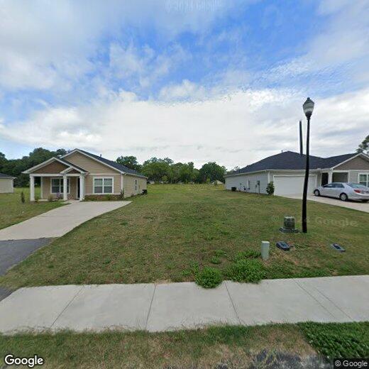 1219 Lakeshore Dr, Camden, SC 29020 House Rental in Camden, SC