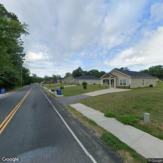 1219 Lakeshore Dr, Camden, SC 29020 House Rental in Camden, SC