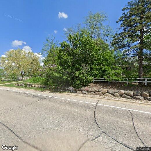 Primary Photo - 2546 S Fish Hatchery Rd