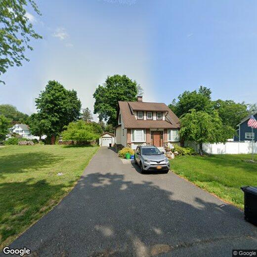 Primary Photo - 12 Fairview Ave