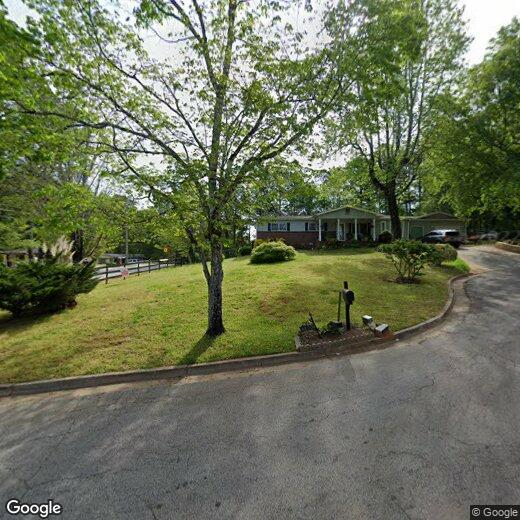 Foto principal - 3 br, 1 bath House - 6113 Pine Glen Cir