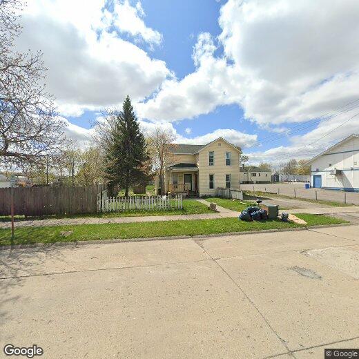 Primary Photo - 415 Clark St