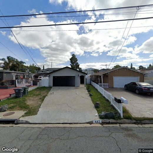 Primary Photo - 447 Kempton St