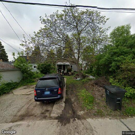 3200 W Loomis Rd, Greenfield, WI 53221 House Rental in Greenfield, WI