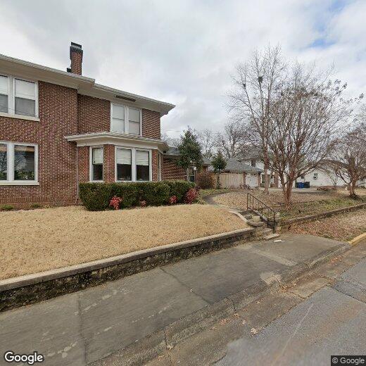 Primary Photo - 419 Barnes St