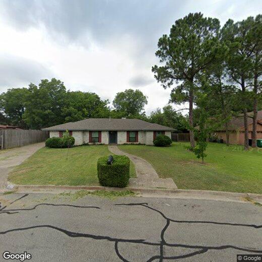 Foto principal - 2211 Ascot Ln