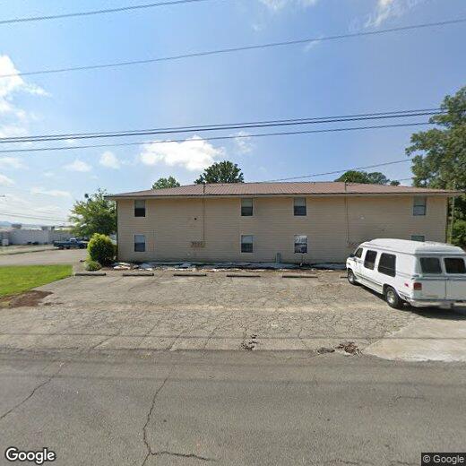Primary Photo - 401 South 4th  Avenue - 9