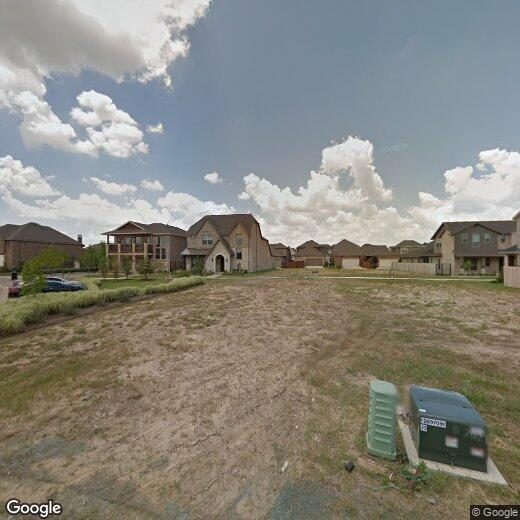 Primary Photo - 4004 Red Lynx Ln