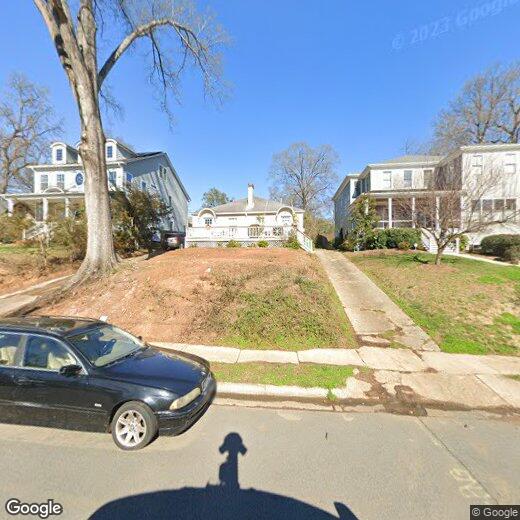 Foto principal - 2109 Kenmore Ave