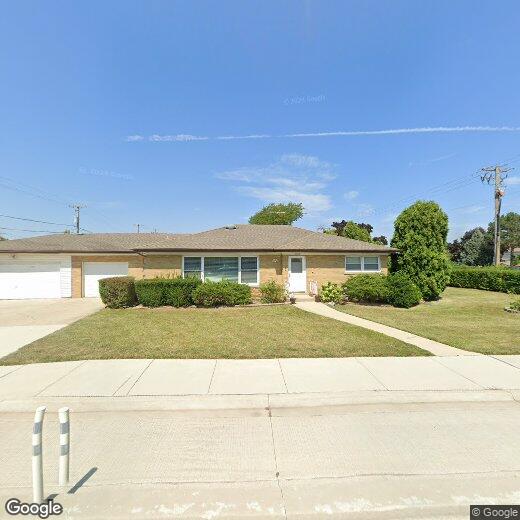 Primary Photo - 7600 N Waukegan Rd