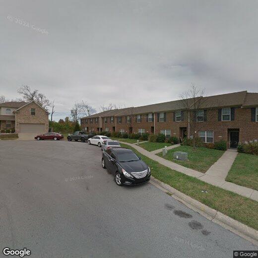3816 Pinecrest Way, Lexington, KY 40514 Townhome Rentals in Lexington KY
