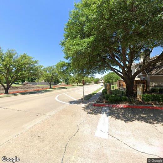 Foto principal - 8400 Hickory St