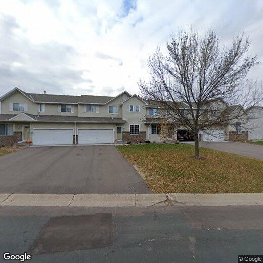 Foto principal - 8919 Olive Ln N