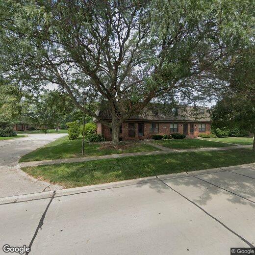 Primary Photo - 1611 Lyndhurst Dr