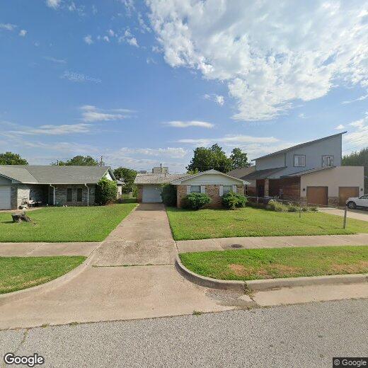 Primary Photo - 723 NE 5th St