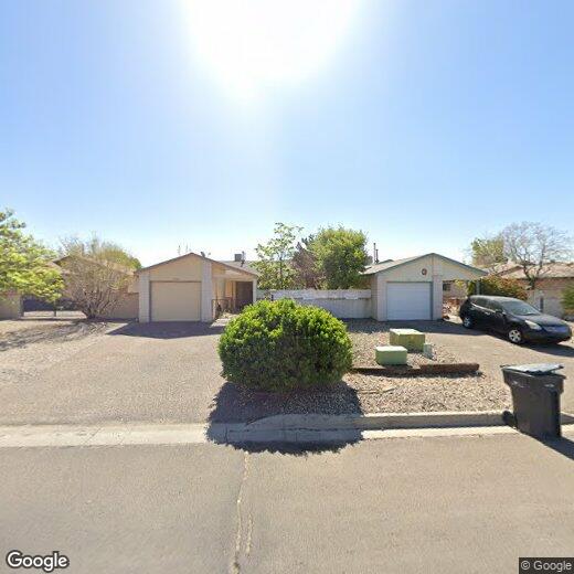 Primary Photo - 2752 Panorama Heights Dr SE